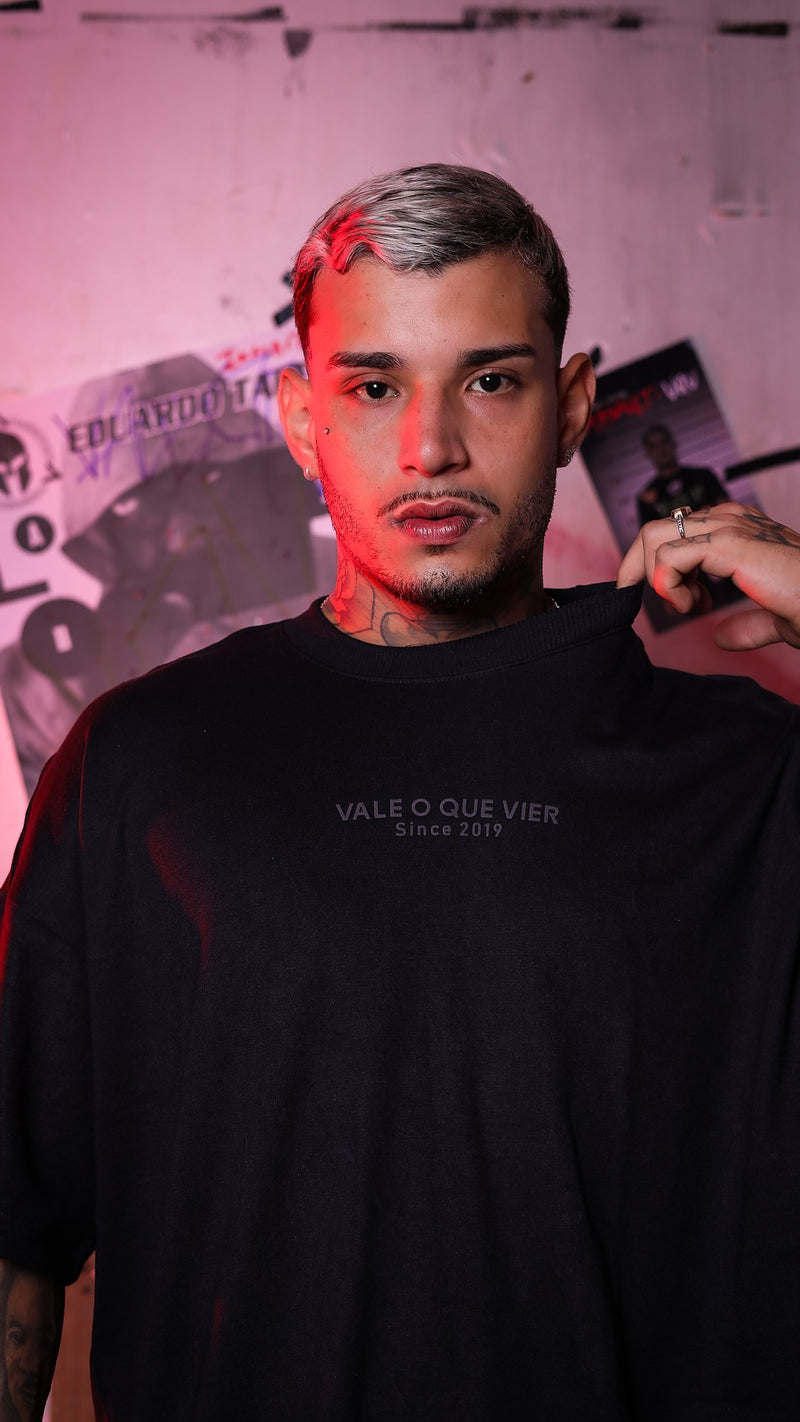 Camiseta Oversized 19